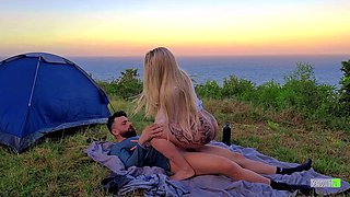 Risky Sex Real Amateur Couple Fucking at Camp