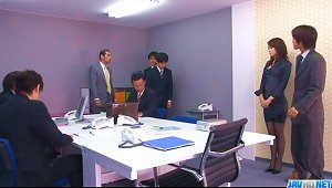 Office Bimbo, Maki Hojo, Plays With Her Fanny