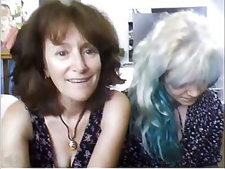 Real mother and not daughter Webcam 85