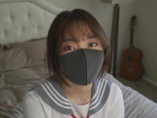 〈偶にインタビューした後、JK制服を着たエッチな中国人女子校生とセックス