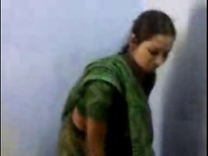 desi aunty banged with hubbys friend