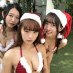 【画像】SUPER☆GiRLS浅川梨奈・渡邉幸愛・内村莉彩、サンタビキニでバストなメリクリｗ