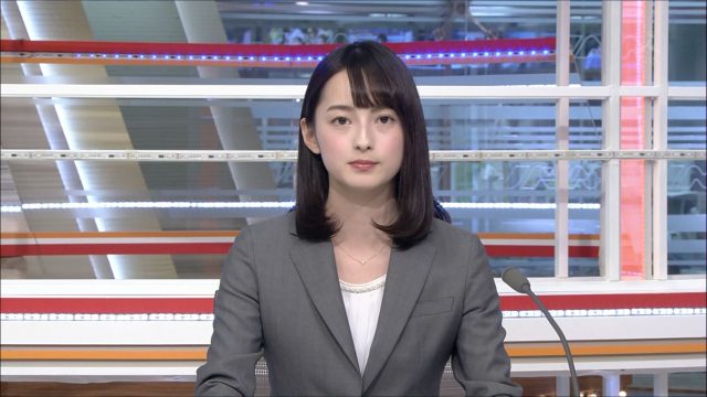 たぬき顔女子のセクシー画像