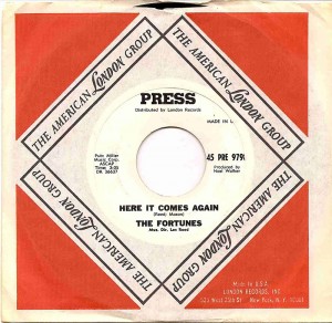 Here It Comes Again / The Fortunes Here It Comes Again / The Fortunes